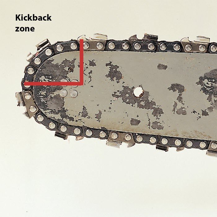 16 نکته برای خرد کردن کنده درخت با اره زنجیری 11