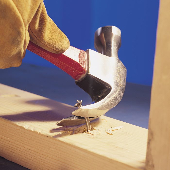 18 ترفند کاربردی با استفاده از چکش 9