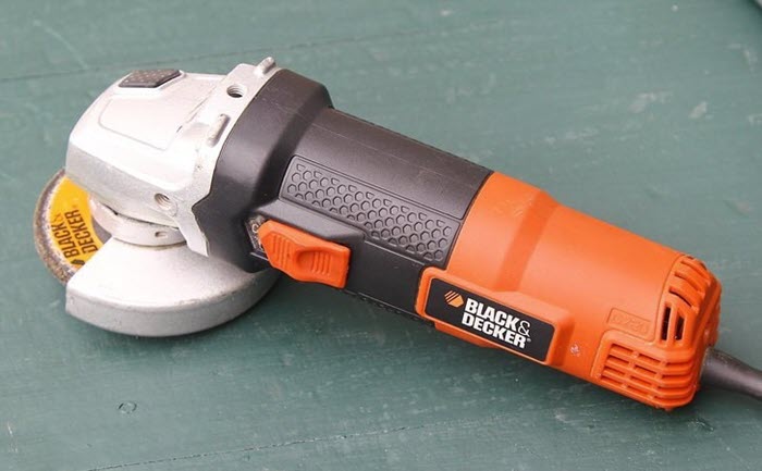 نحوه آموزش کار با مینی فرز 2 نحوه آموزش کار با مینی فرز 1