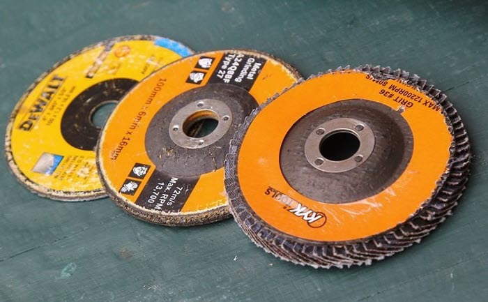 نحوه آموزش کار با مینی فرز 3 نحوه آموزش کار با مینی فرز 2