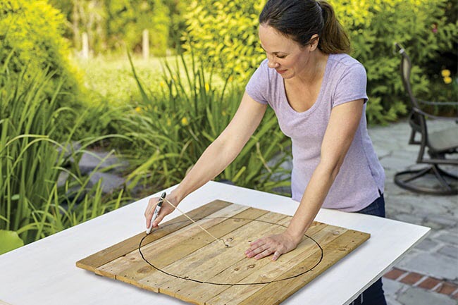 چگونه یک ساعت روستایی چوبی بسازیم؟ 3