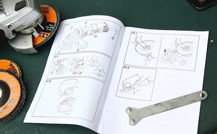 نحوه آموزش کار با مینی فرز 4 نحوه آموزش کار با مینی فرز 3