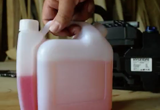 نقد و بررسی اره زنجیری هیوندای مدل Techno700 7