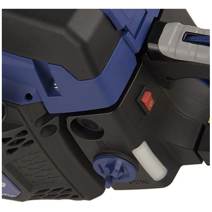 نقد و بررسی اره زنجیری هیوندای مدل Techno700 9