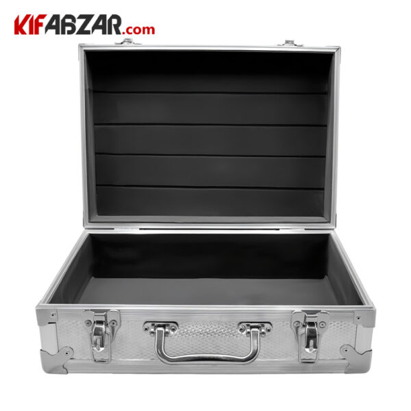 فضای داخلی کیف آلومینیومی کاوالو مدل 3020